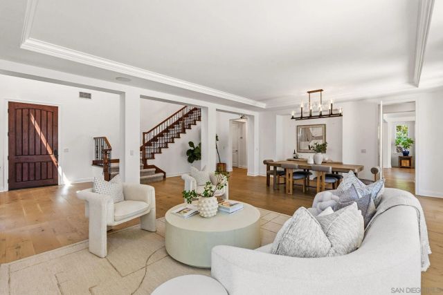 3228 Sitio Montecillo, Carlsbad, CA 92009