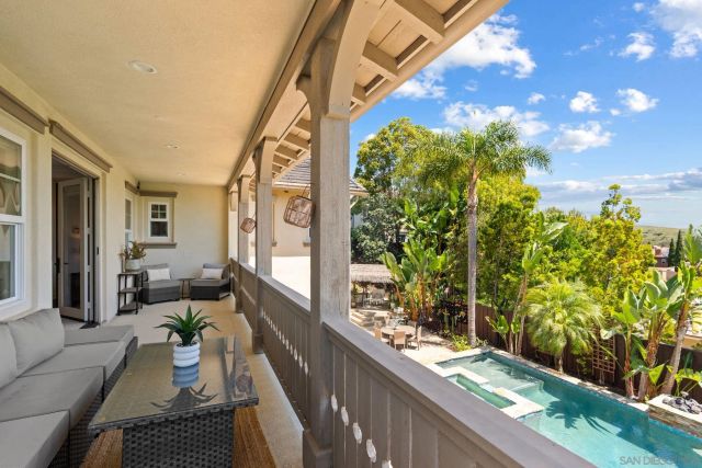 3228 Sitio Montecillo, Carlsbad, CA 92009