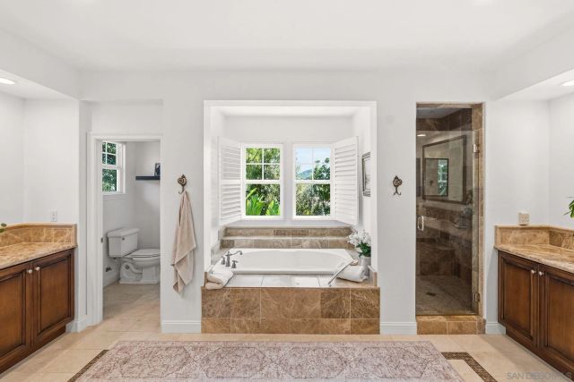 3228 Sitio Montecillo, Carlsbad, CA 92009