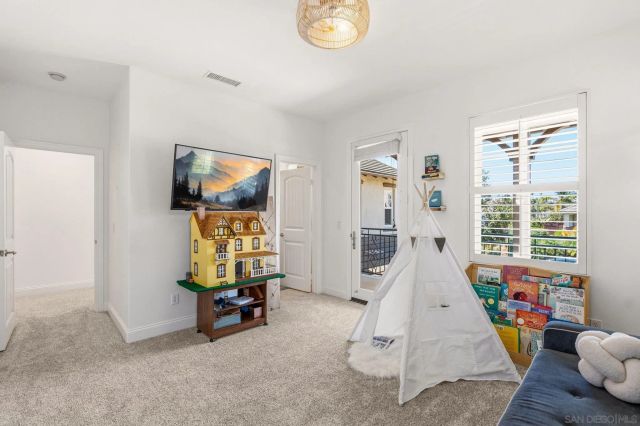 3228 Sitio Montecillo, Carlsbad, CA 92009