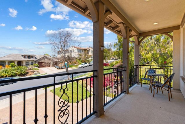 3228 Sitio Montecillo, Carlsbad, CA 92009