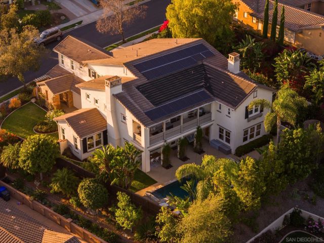 3228 Sitio Montecillo, Carlsbad, CA 92009