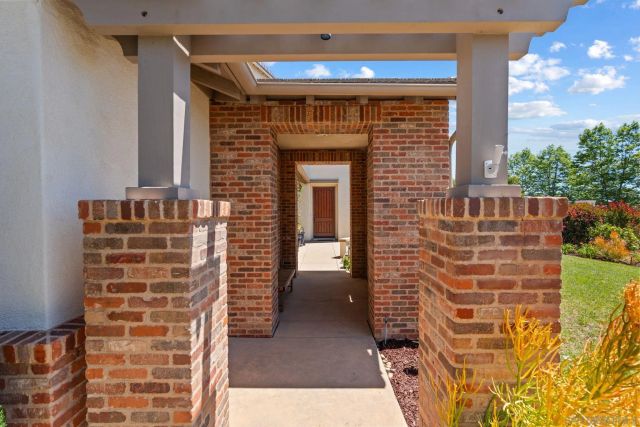 3228 Sitio Montecillo, Carlsbad, CA 92009