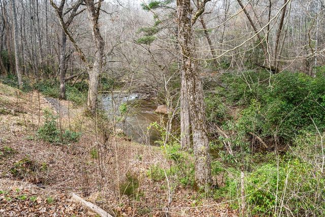 1721 Settlement Road, Young Harris, GA 30582
