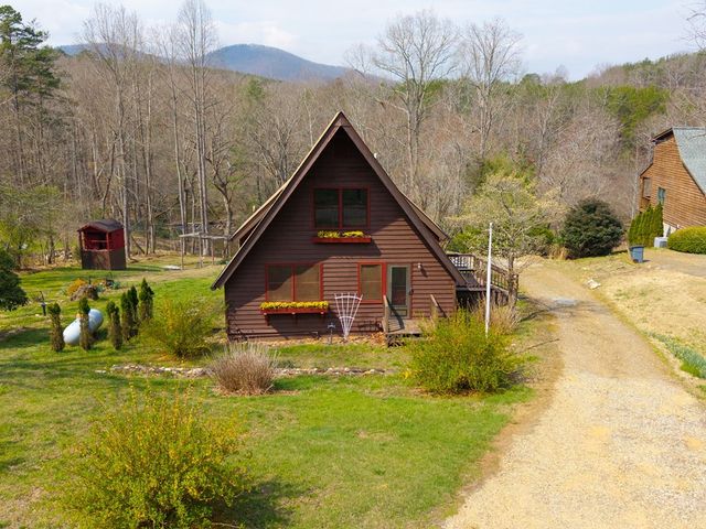 1721 Settlement Road, Young Harris, GA 30582