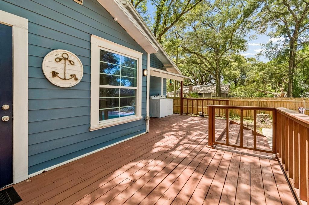 Image 33 of property listing at 1202 E LOUISIANA AVENUE, Tampa, FL 33603