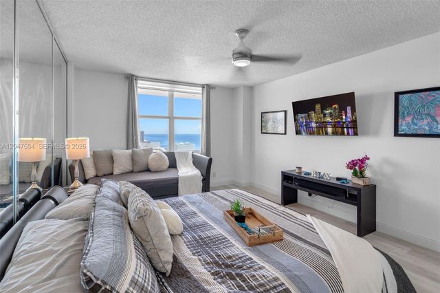 3725 S Ocean Drive PH03, Hollywood, FL 33019