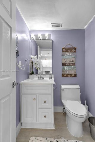 3725 S Ocean Drive PH03, Hollywood, FL 33019