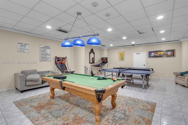 3725 S Ocean Drive PH03, Hollywood, FL 33019