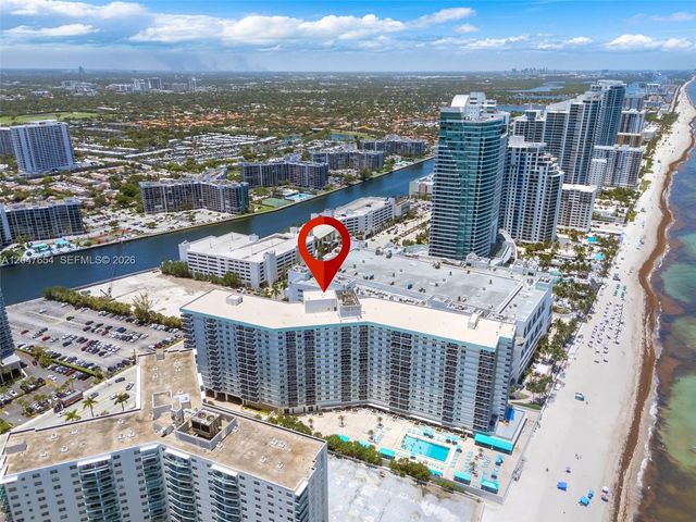 3725 S Ocean Drive PH03, Hollywood, FL 33019