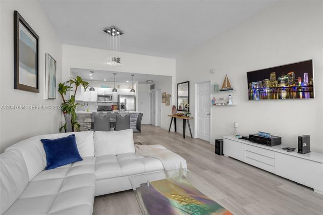 3725 S Ocean Drive PH03, Hollywood, FL 33019