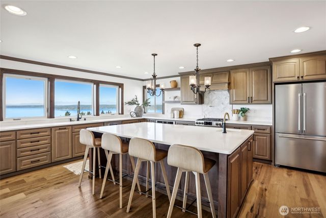 6106 Panorama Drive NE, Tacoma, WA 98422