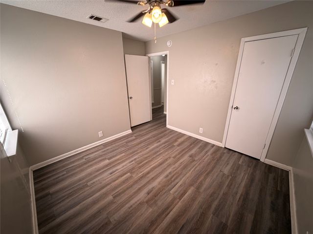 1902 Joslin Street, Cleburne, TX 76033