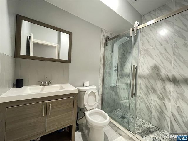 104 Yale Avenue, Jersey City, NJ 07304