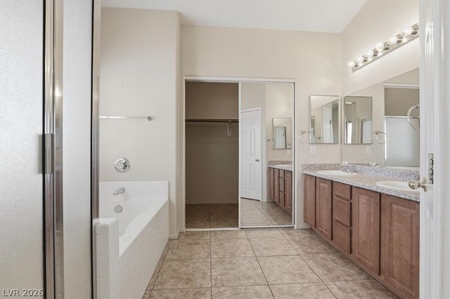 4512 Yellow Harbor Street, Las Vegas, NV 89129