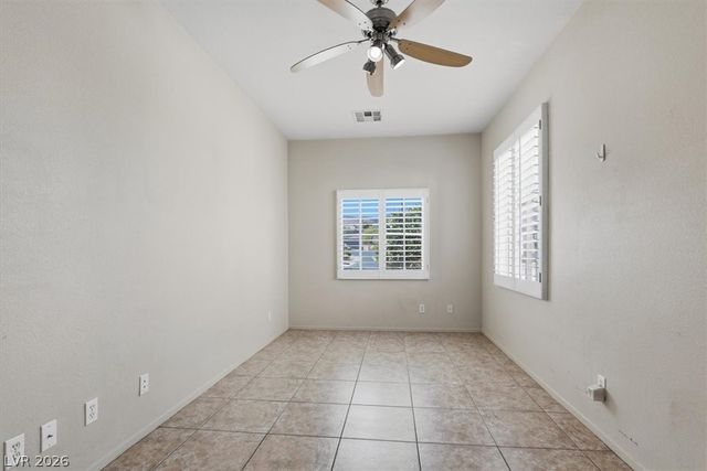 4512 Yellow Harbor Street, Las Vegas, NV 89129