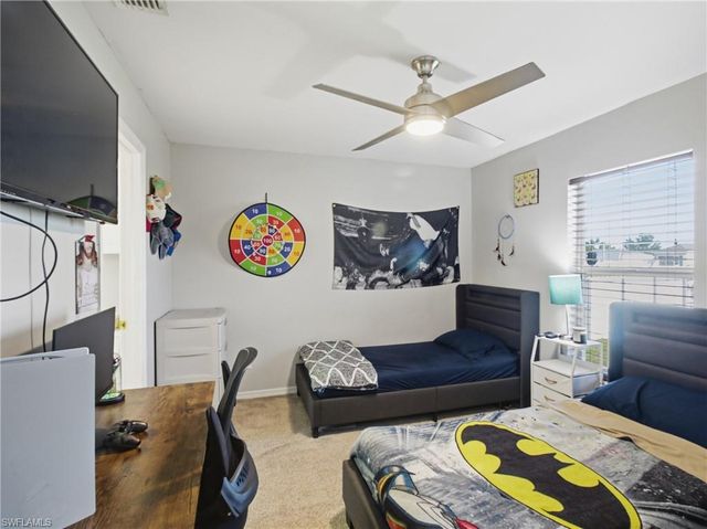 2833 NW 4th AVE, Cape Coral, FL 33993