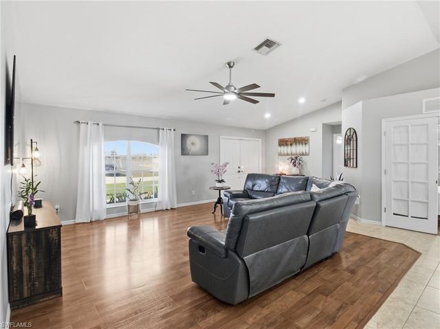 2833 NW 4th AVE, Cape Coral, FL 33993