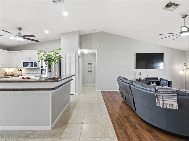 2833 NW 4th AVE, Cape Coral, FL 33993