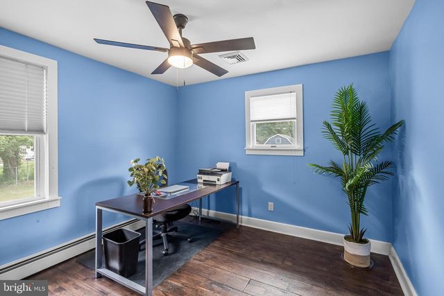 208 S GARFIELD AVE, Moorestown, NJ 08057