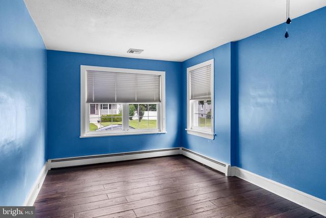 208 S GARFIELD AVE, Moorestown, NJ 08057