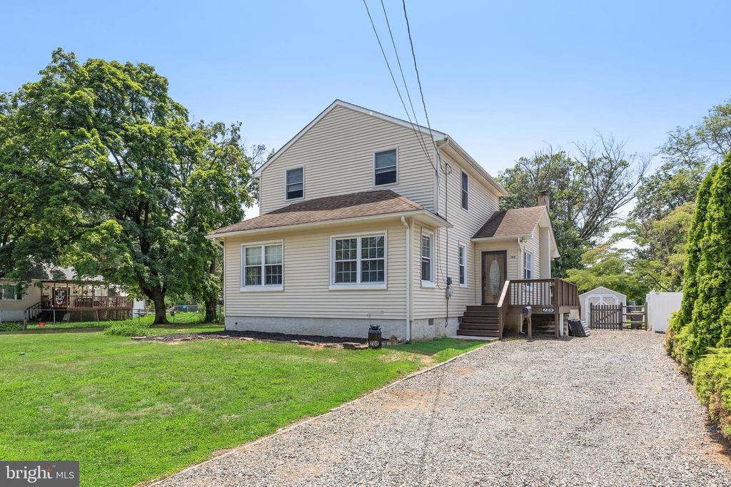 208 S GARFIELD AVE, Moorestown, NJ 08057