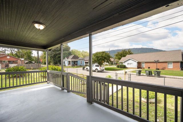 3818 Chandler Avenue, Chattanooga, TN 37410