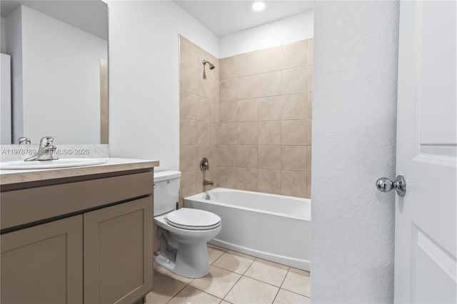 421 NE 1st Drive, Florida City, FL 33034
