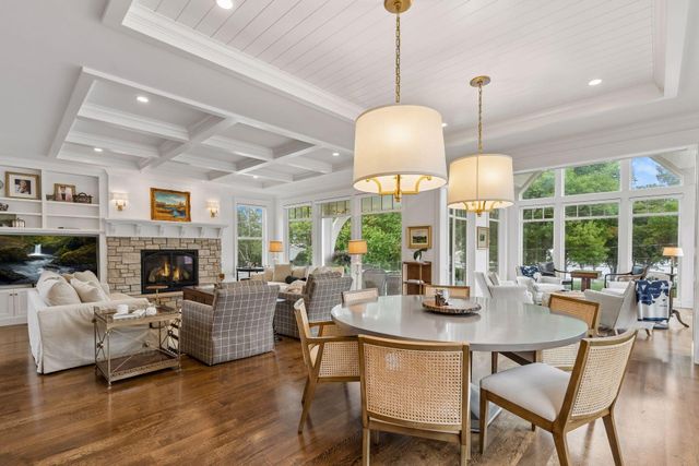 2805 Center Road, Wayzata, MN 55391