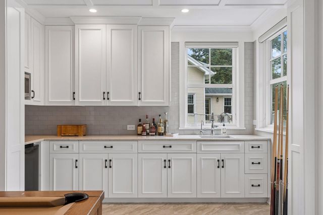 2805 Center Road, Wayzata, MN 55391