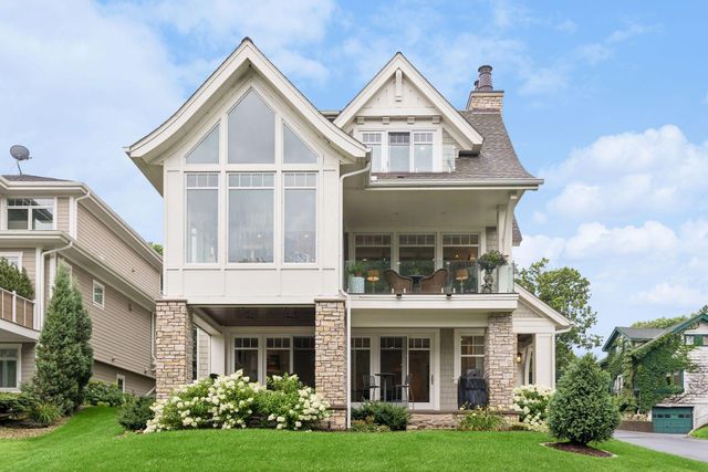 2805 Center Road, Wayzata, MN 55391