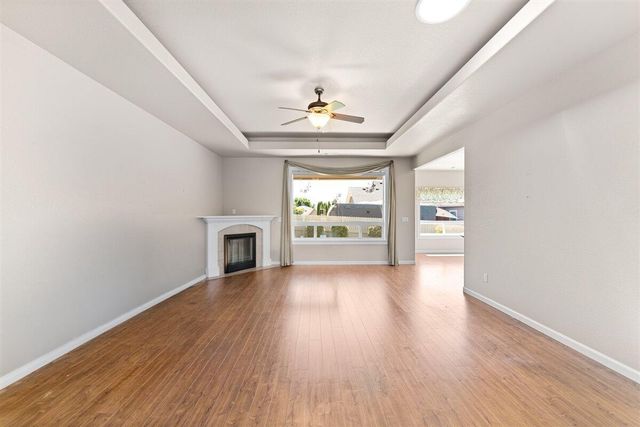103 Greenmoor Drive, Eagle Point, OR 97524