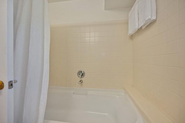 2004 5th St, Sacramento, CA 95818