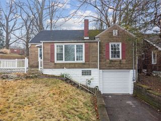 2522 7th Street Road, New Kensington, PA 15668