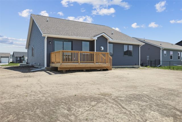 732 NE Deerfield Drive, Ankeny, IA 50021