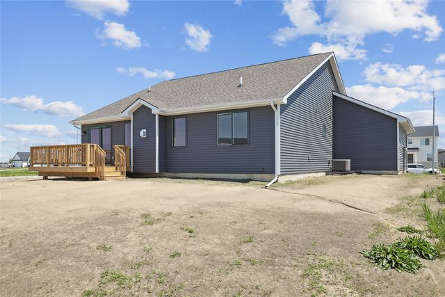732 NE Deerfield Drive, Ankeny, IA 50021