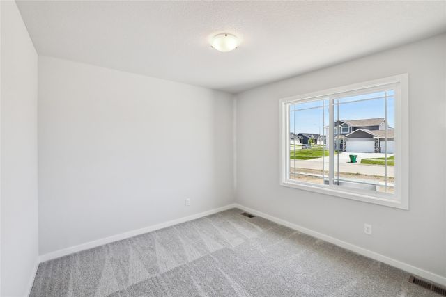 732 NE Deerfield Drive, Ankeny, IA 50021