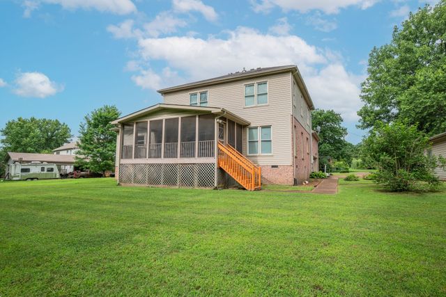 7316 Dunaway Dr, Nashville, TN 37221