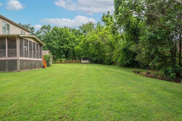 7316 Dunaway Dr, Nashville, TN 37221