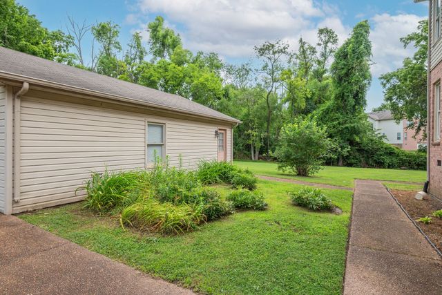7316 Dunaway Dr, Nashville, TN 37221
