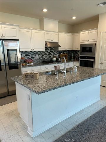 1625 Amborella Tree, Upland, CA 91784