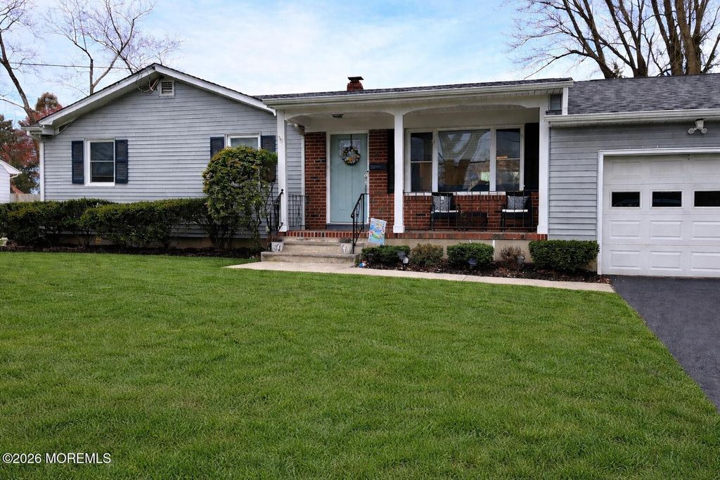 58 Euretta Avenue, Freehold, NJ 07728