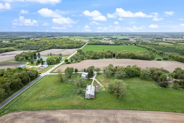 N6924 Forest Ridge Road, Ripon, WI 54971