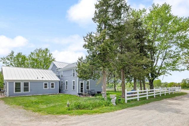 N6924 Forest Ridge Road, Ripon, WI 54971