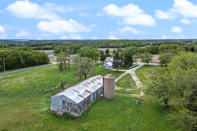 N6924 Forest Ridge Road, Ripon, WI 54971