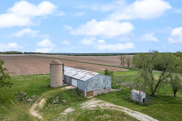 N6924 Forest Ridge Road, Ripon, WI 54971