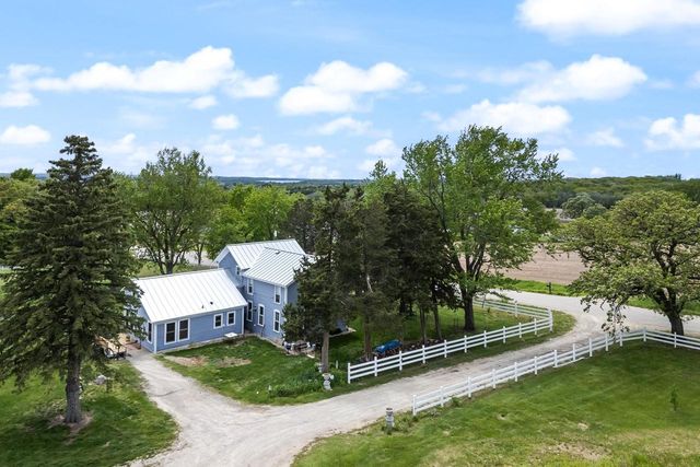 N6924 Forest Ridge Road, Ripon, WI 54971