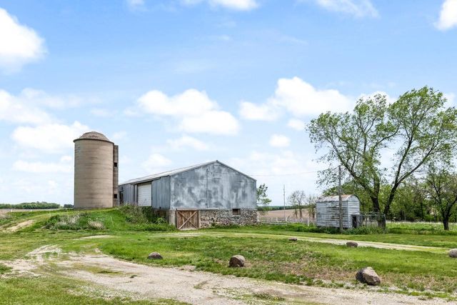 N6924 Forest Ridge Road, Ripon, WI 54971