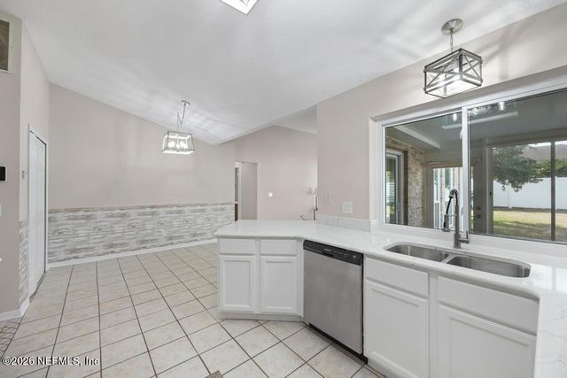 1590 HOPE VALLEY Drive, Jacksonville, FL 32221