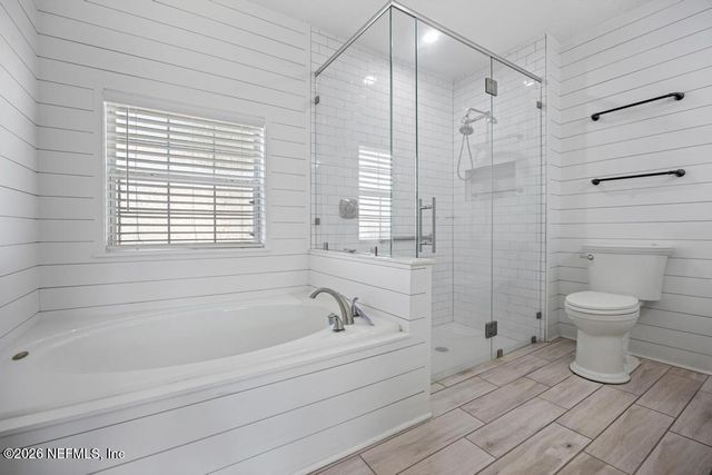 1590 HOPE VALLEY Drive, Jacksonville, FL 32221